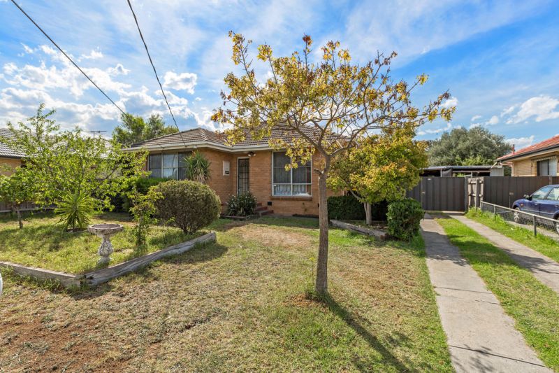 45 Cropley Crescent, Laverton - Thumbnail 2