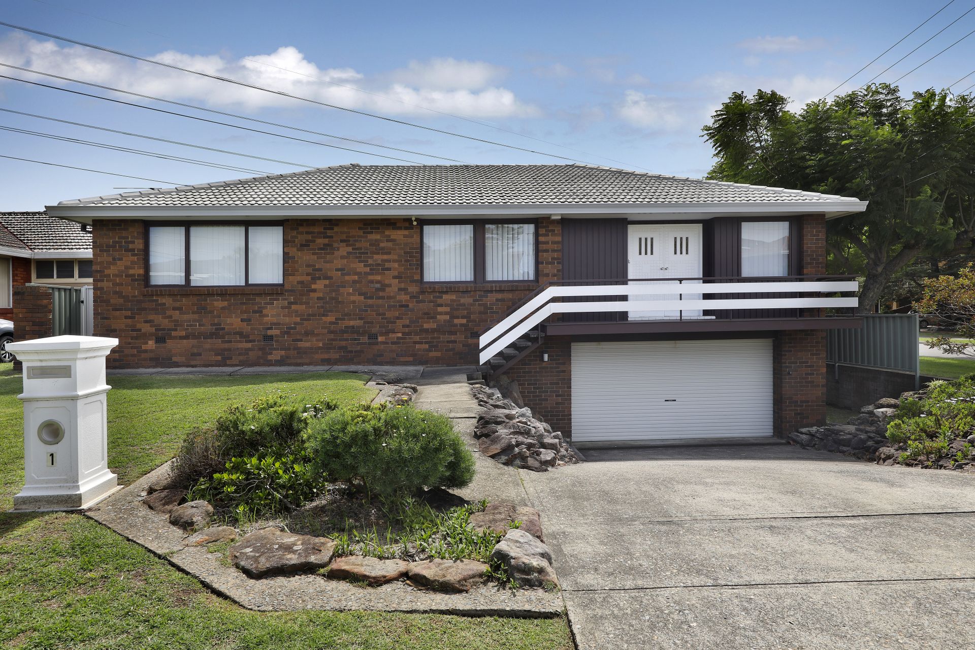 1 Meadow Place, Miranda, Miranda - Thumbnail 2