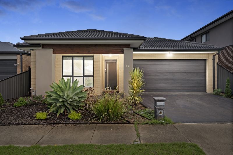 12 Canal Way, Craigieburn