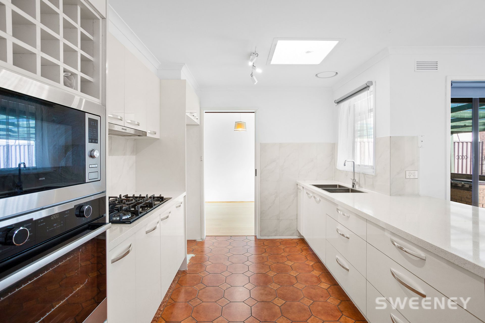 7 Dickenson Street, Altona Meadows - Thumbnail 5