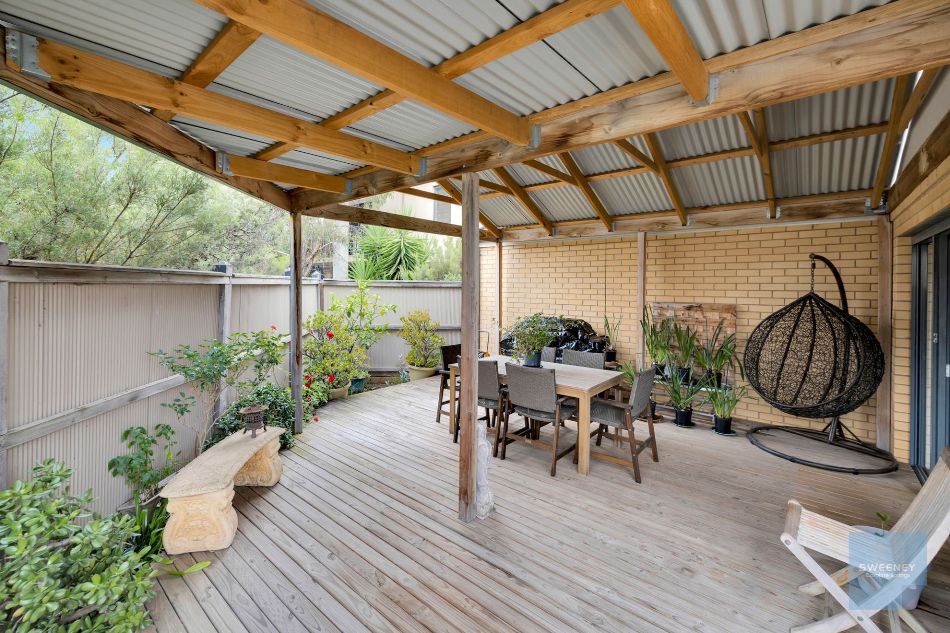 2/8 Sherdley Green, Caroline Springs - Thumbnail 4