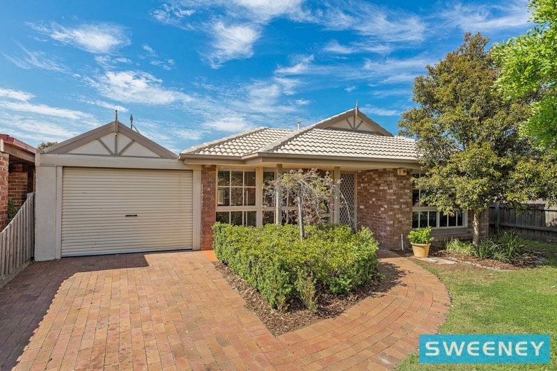 11 Duane Court, Altona Meadows - Thumbnail 2