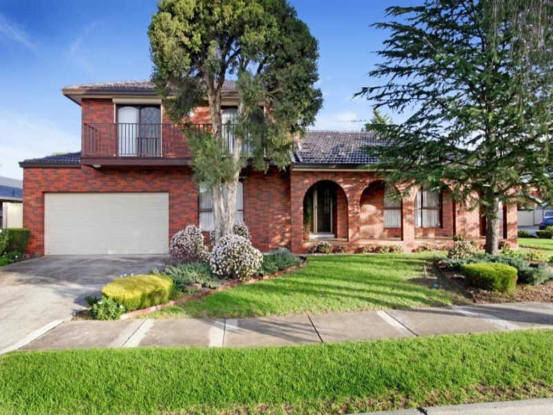 2 Akma Court, Taylors Lakes - Thumbnail 2