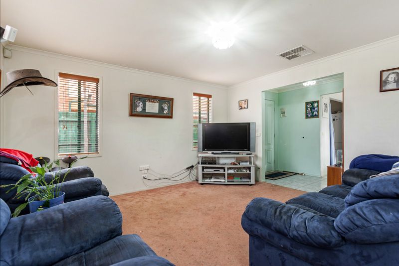 12 Gibson Court, Altona Meadows - Thumbnail 5