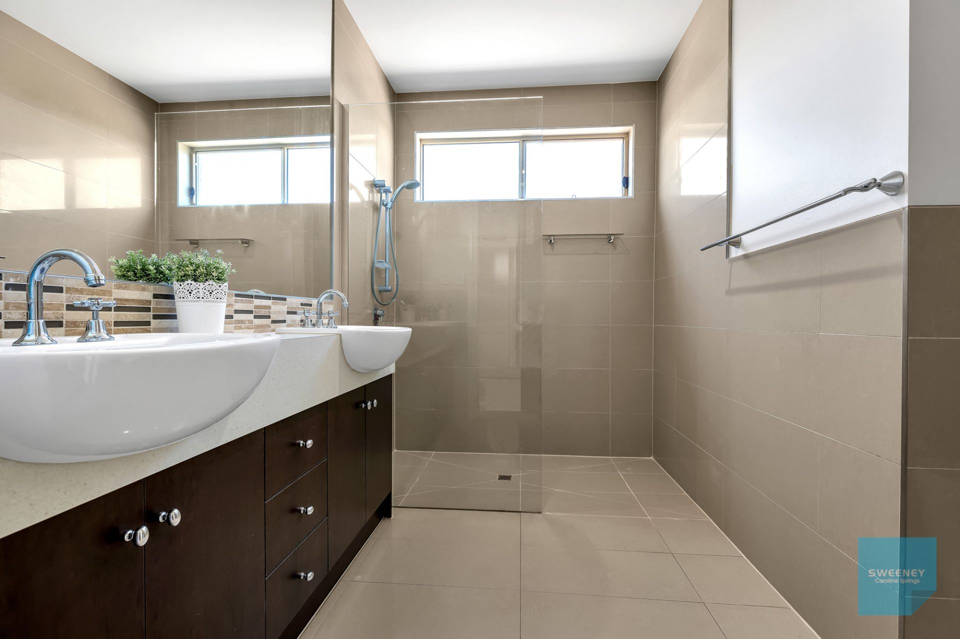 12 Lake Eyre Place, Caroline Springs - Thumbnail 8