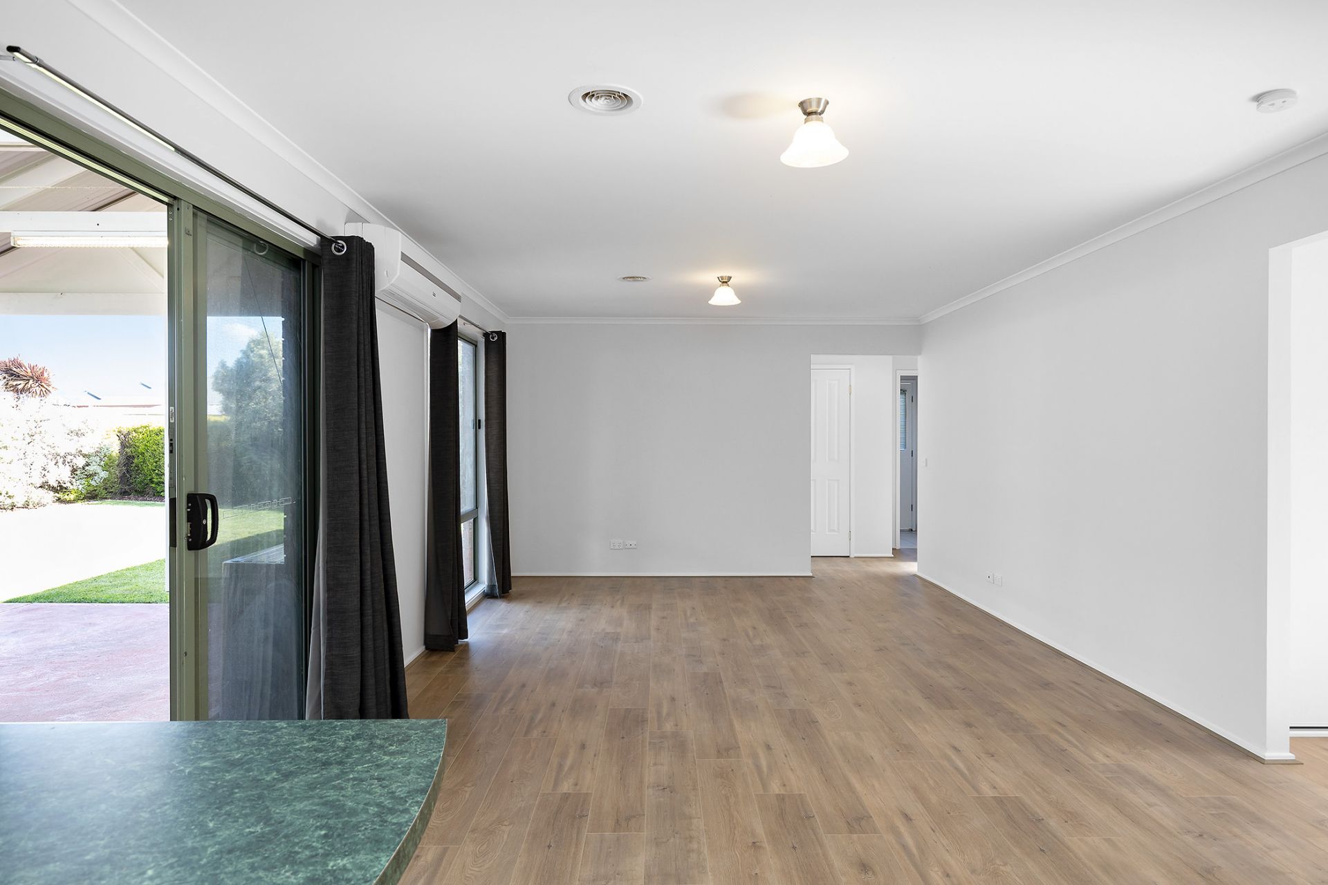 Real Estate For Lease 4 Lamplighter Court Whittlesea , VIC