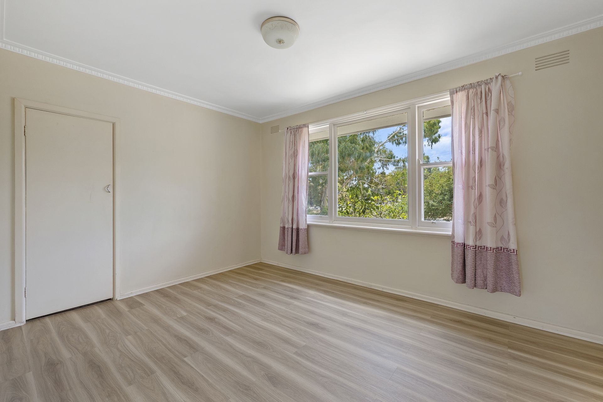 42 Keck Street, Flora Hill Bendigo Ballarat Real Estate Pty Ltd