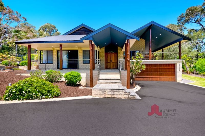 Real Estate For Sale 17 Roberts Road Leschenault , WA