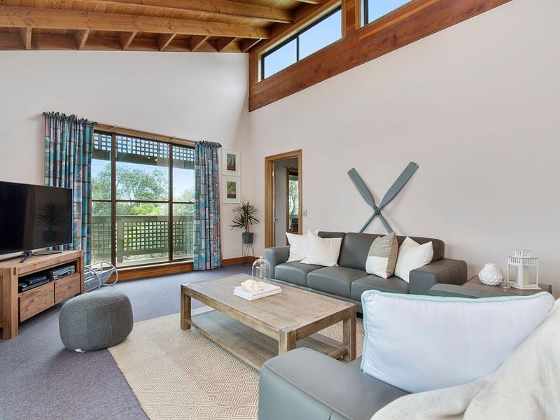 8 Fry Court, Apollo Bay - Thumbnail 5