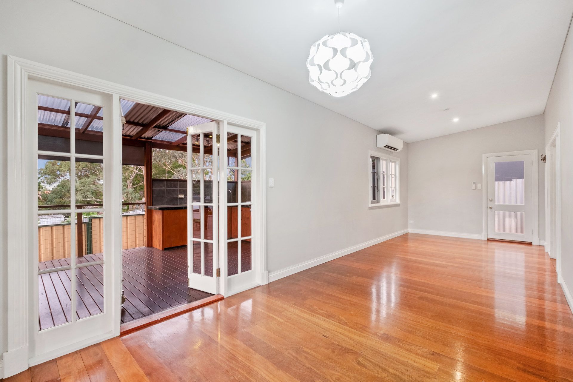 Real Estate For Sale 28 Shaftesbury Avenue Bayswater , WA