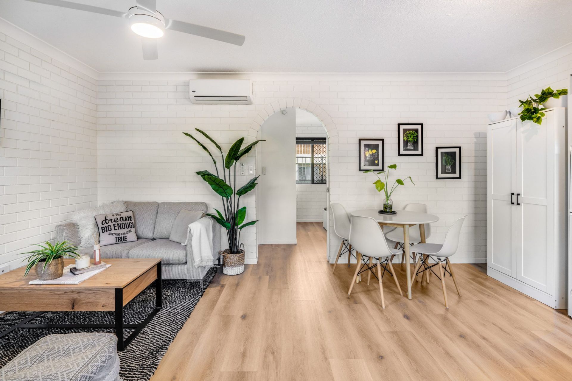 109/132 Marine Parade, Southport - Thumbnail 3