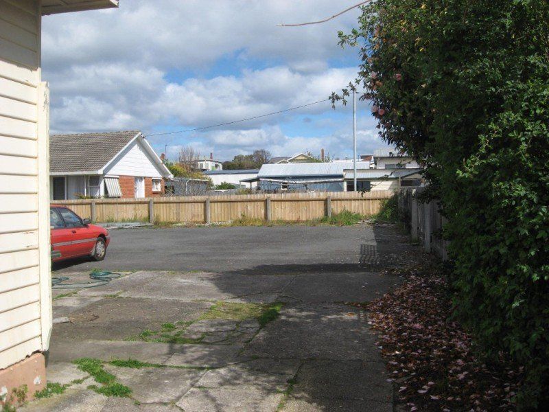 2
 
 
 
  
 
 
 1
 
 
 
 
 
 
 
 
 79 Oldaker Street, DEVONPORT TAS 7310, Devonport - Thumbnail 6