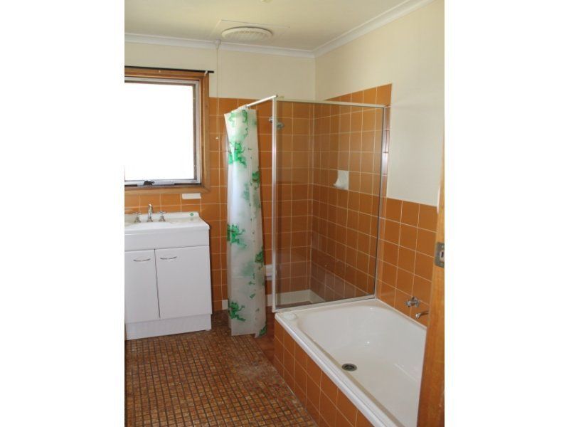 196 North Terrace East MOUNT GAMBIER SA, East Mount Gambier - Thumbnail 4