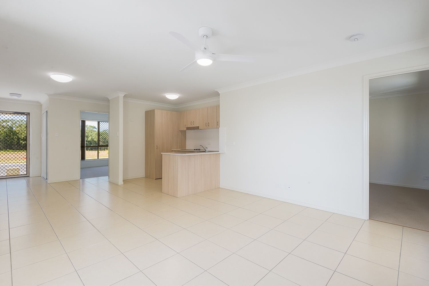 Real Estate For Lease 2/355 Waller Road Park Ridge , QLD