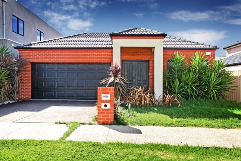 11 Broadway, Caroline Springs - Thumbnail 2