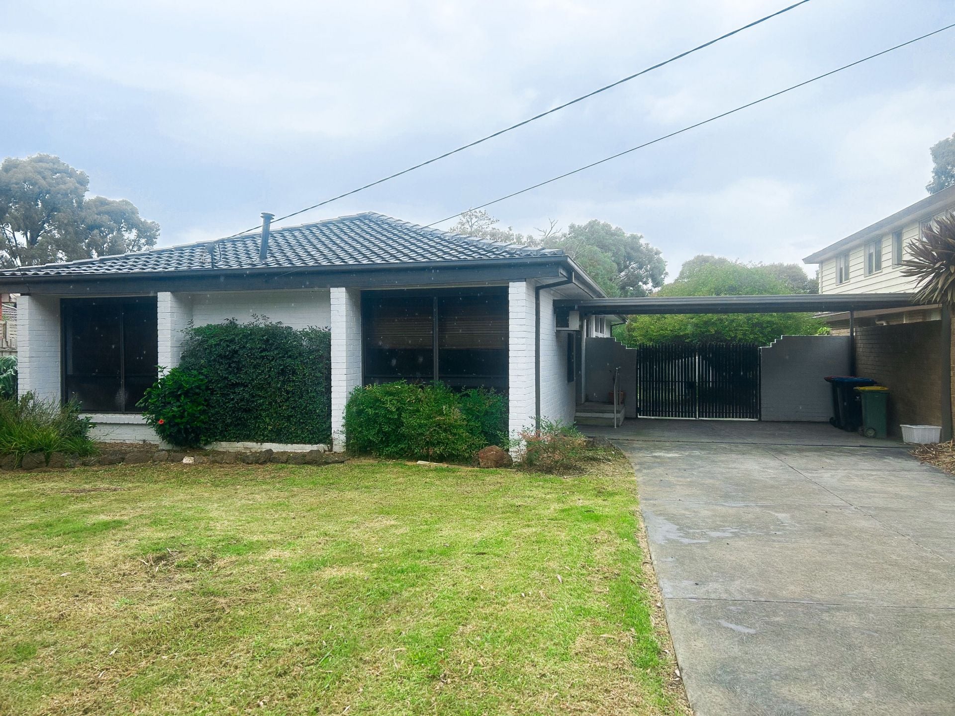 28 Sandgate Boulevard, Ferntree Gully VIC