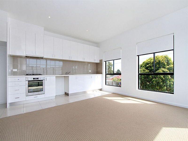 Superb Home in a Sophisticated Complex!