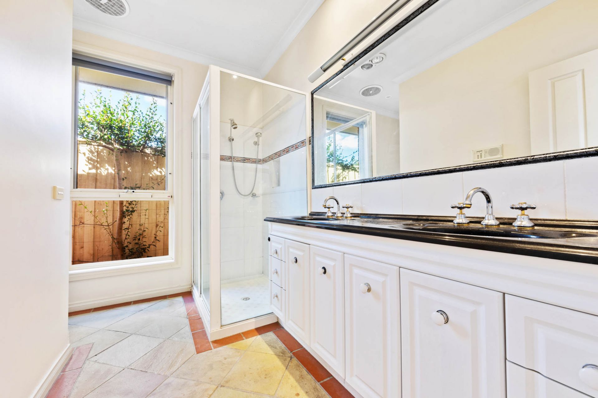 16A Wattle Grove, McKinnon - Thumbnail 8