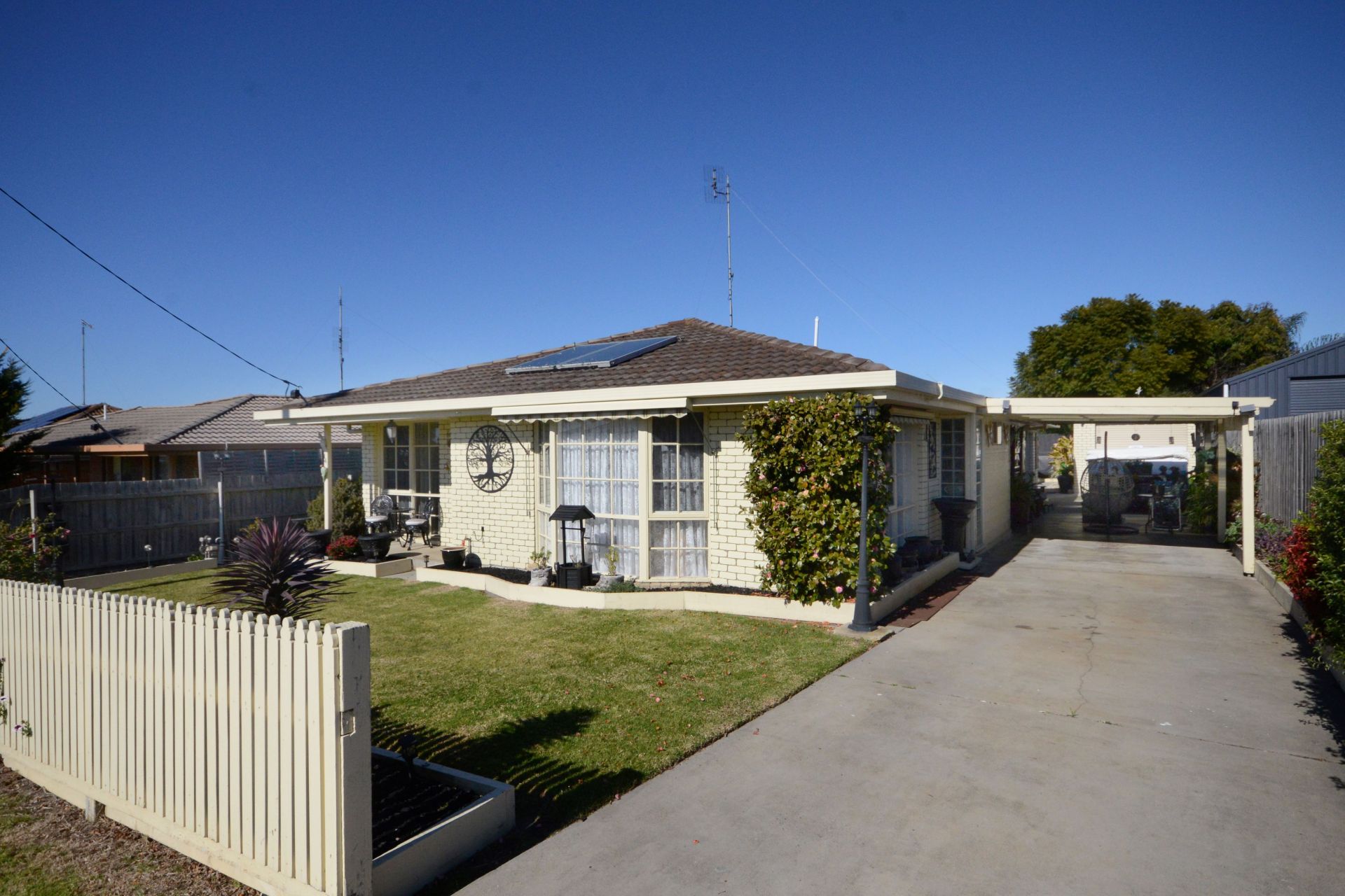 14 Canal Road, Paynesville VIC