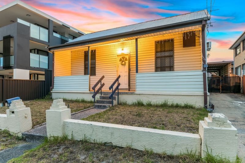 Real Estate For Sale 96 Riverview Road Earlwood , NSW