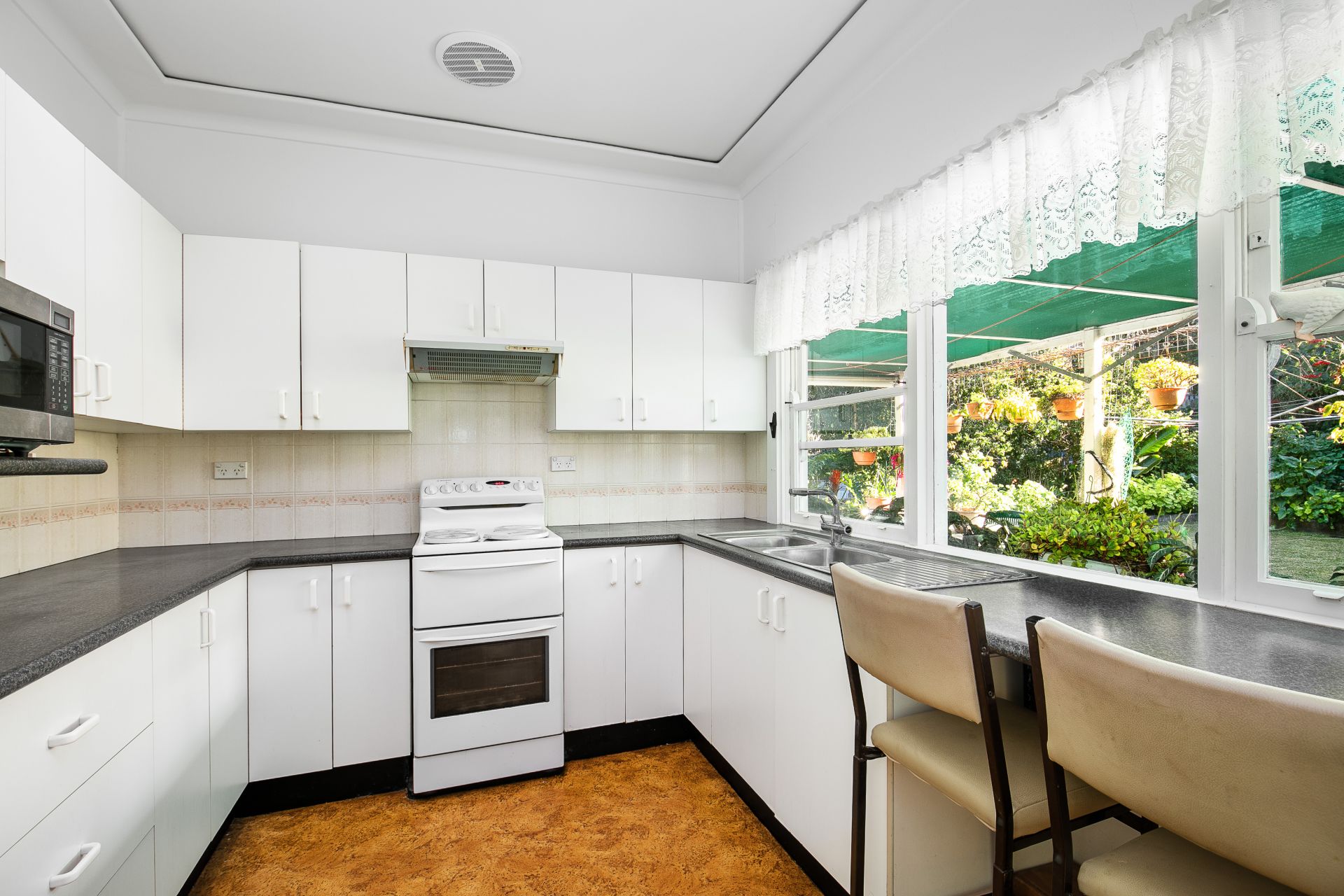 29 Parkview Street, Miranda, Miranda - Thumbnail 6