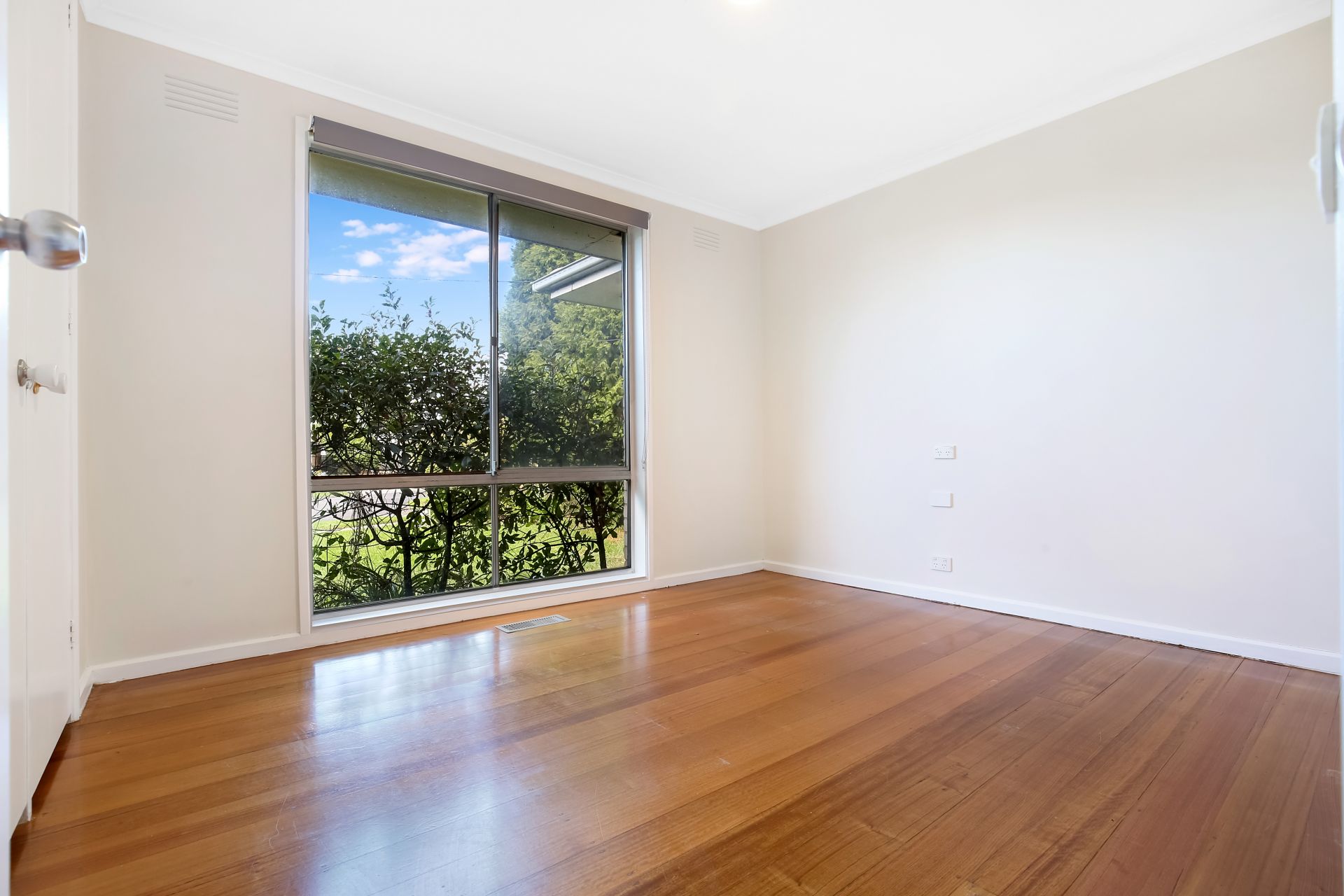 Lovely Three Bedroom Family Home!