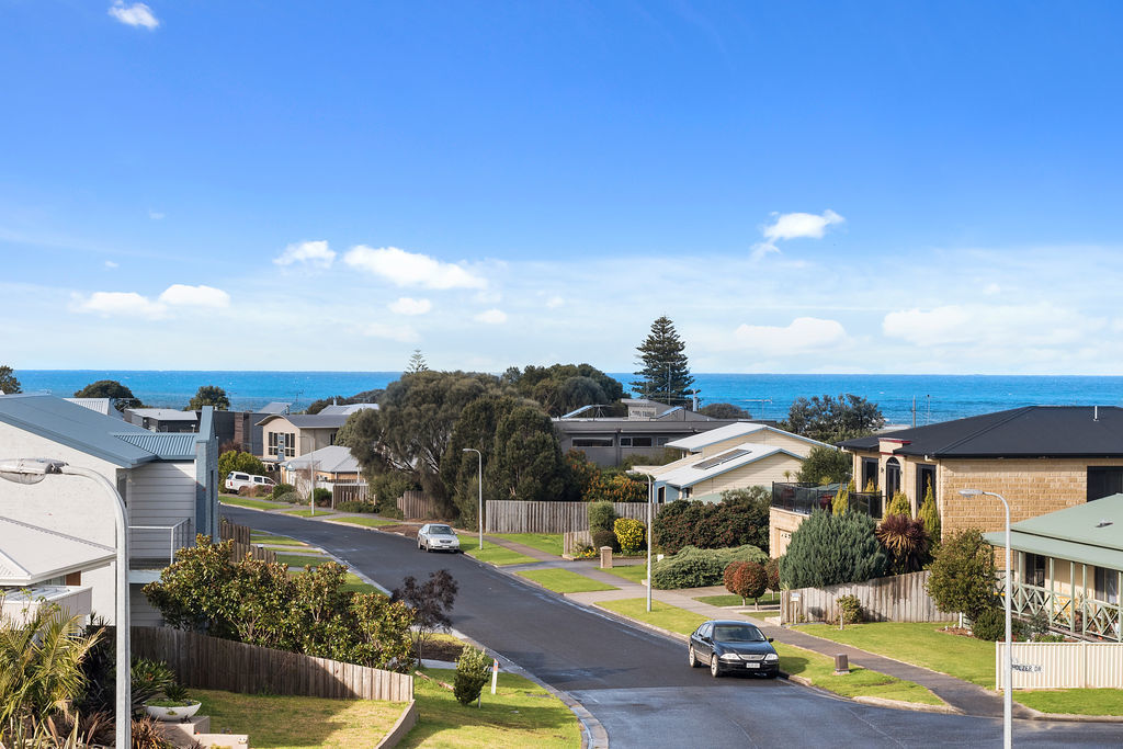 33 Scenic Drive, Apollo Bay, VIC, Apollo Bay - Thumbnail 3