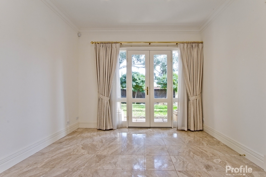 1/7 Charra Street Hyde Park 5061