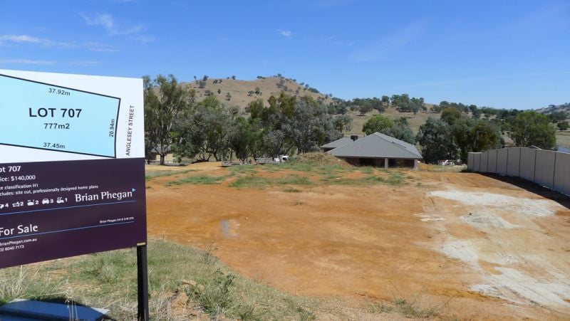 707/ Anglesey Street Wodonga VIC, Wodonga - Thumbnail 2