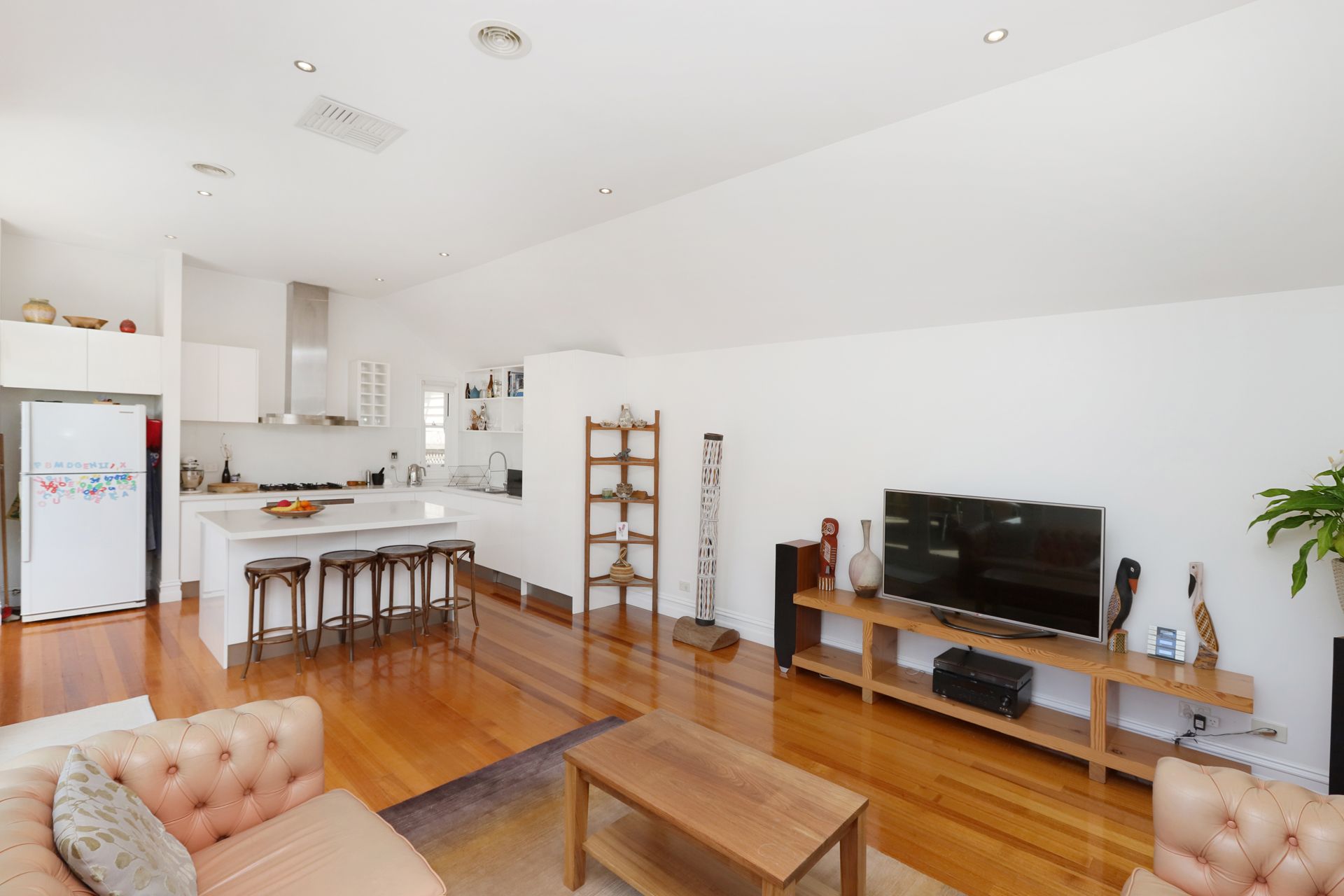10 Chirnside Street Kingsville VIC, Kingsville - Thumbnail 4
