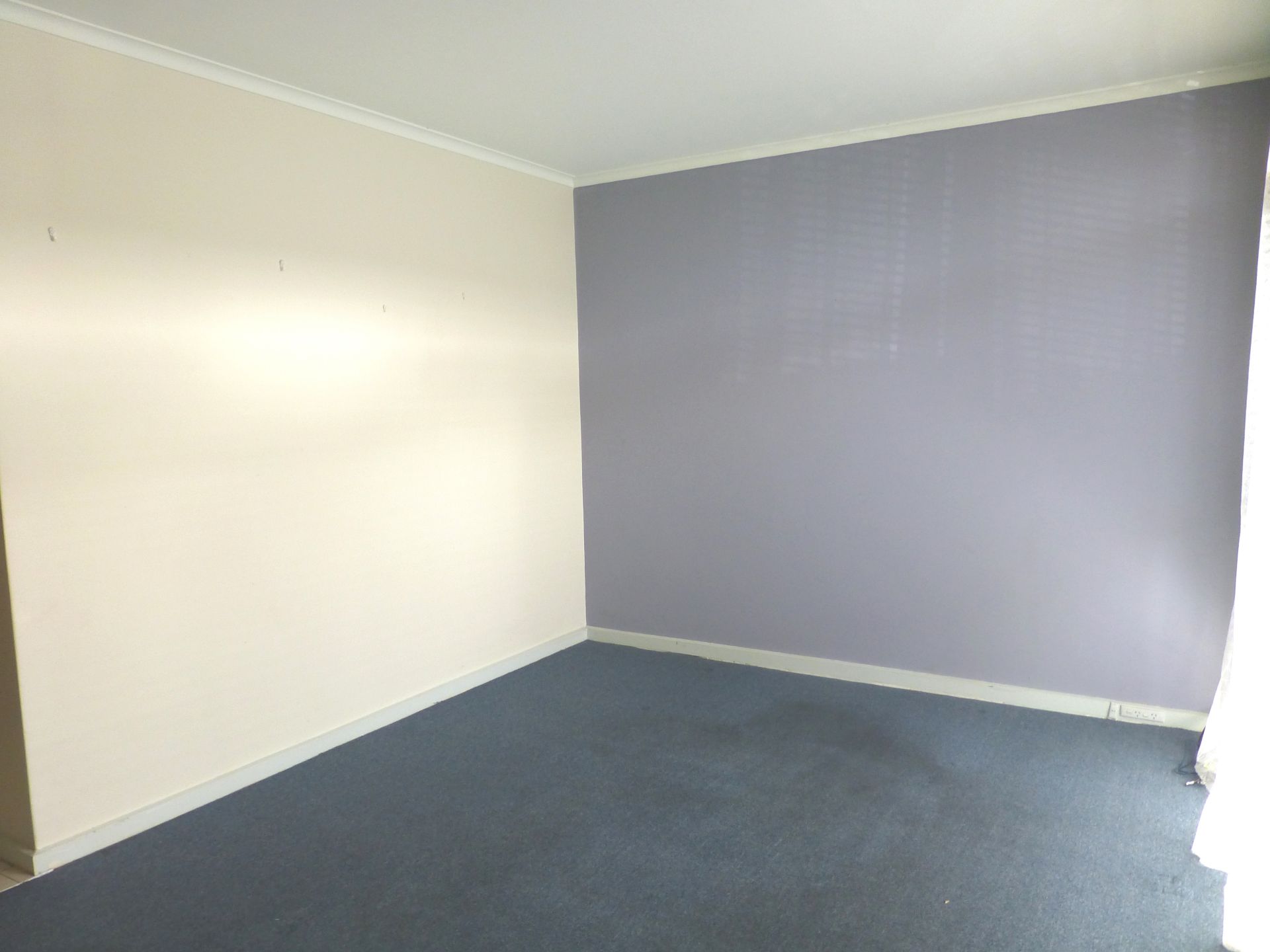 Walking Distance to High Street