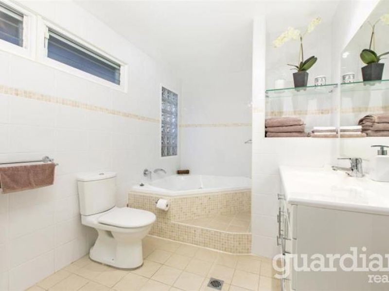 4 Farmridge Way, Glenhaven - Thumbnail 7