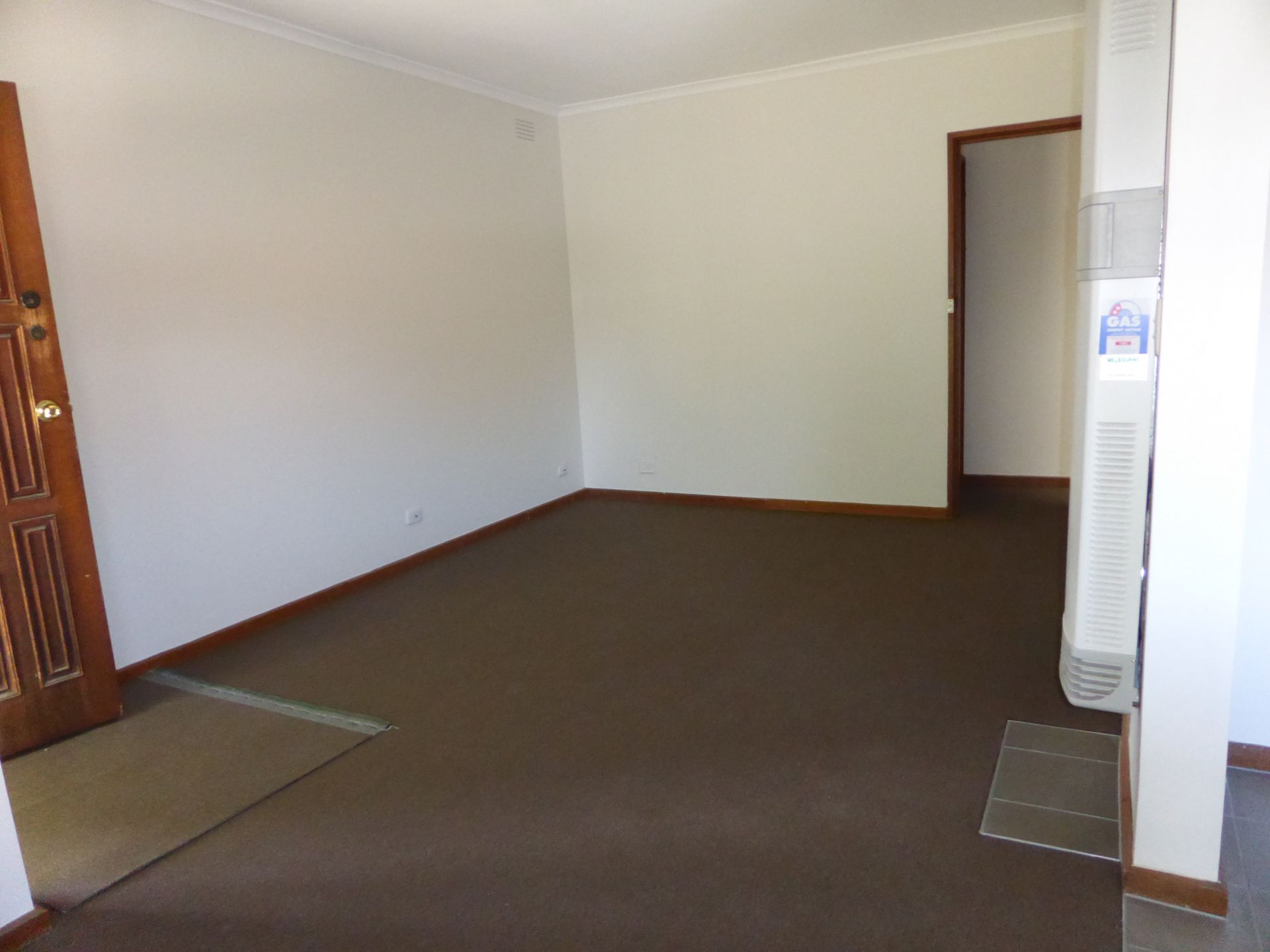 Refurbished 2 bedroom in leafy pocket of Northcote