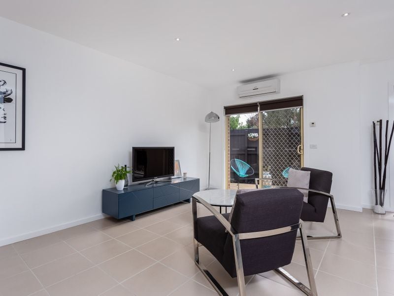 2/7 Armstrong Street, Laverton - Thumbnail 8