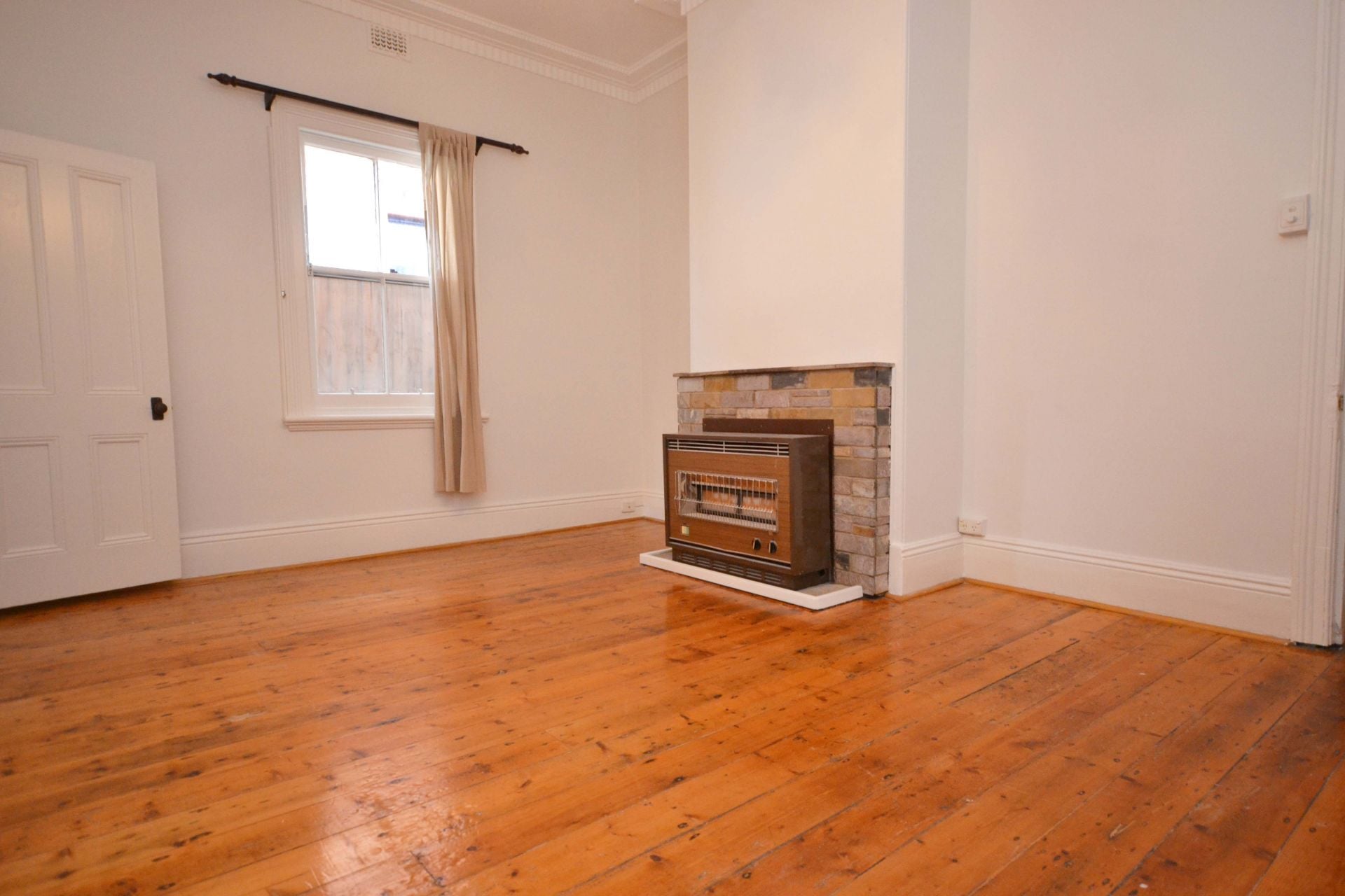 CHARMING TWO BEDROOM