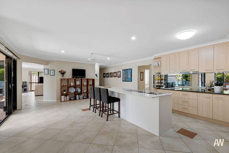 1 Pompano Court Mountain Creek QLD, Mountain Creek - Thumbnail 4