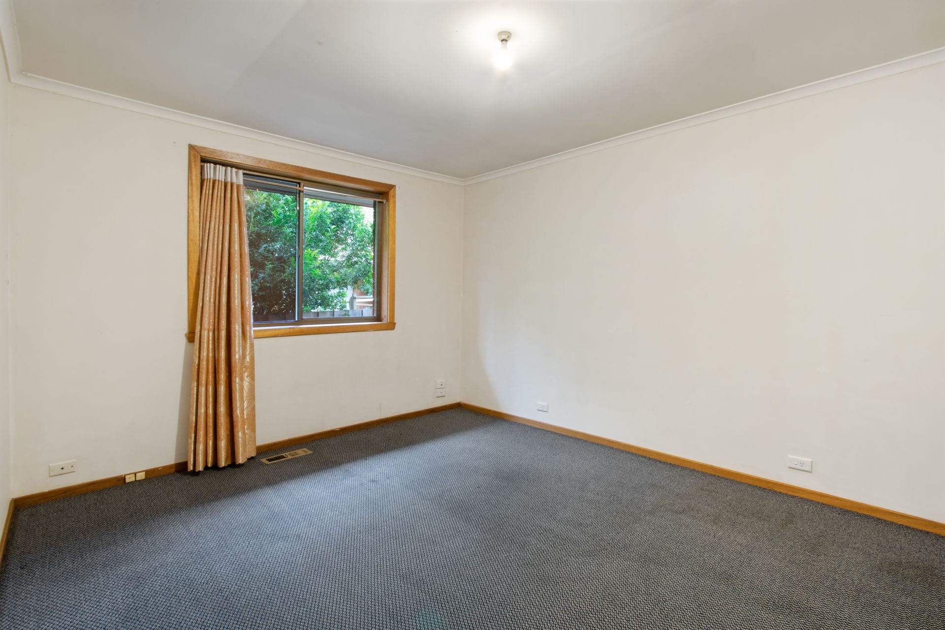 Spacious unit