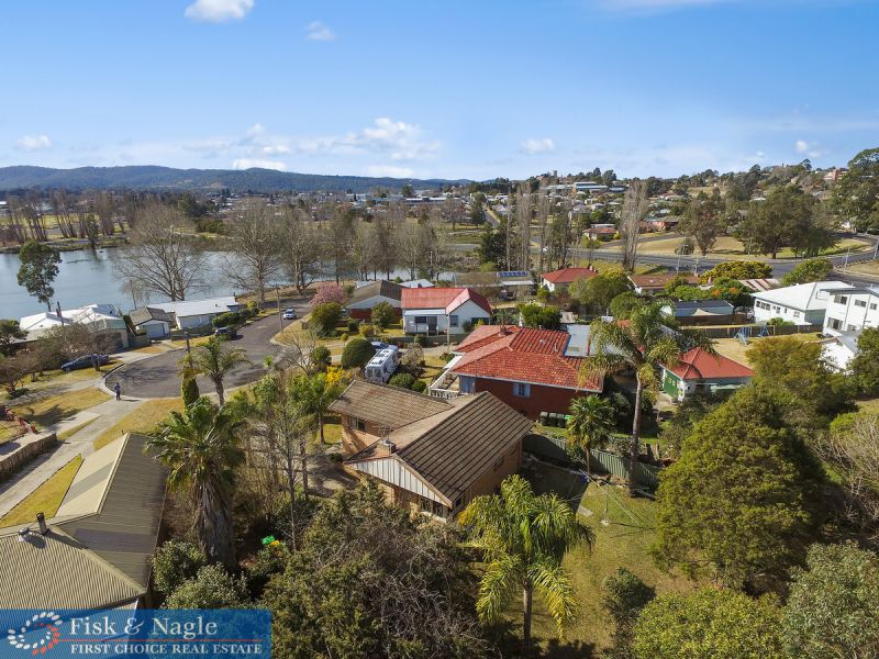 4 Parbery Crescent, Bega, Bega - Thumbnail 2