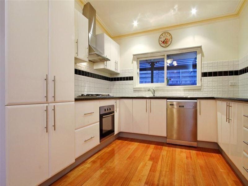 Beautifully renovated 1930's property with class & charm