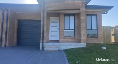 Lochinvar 2/193 Robert Road