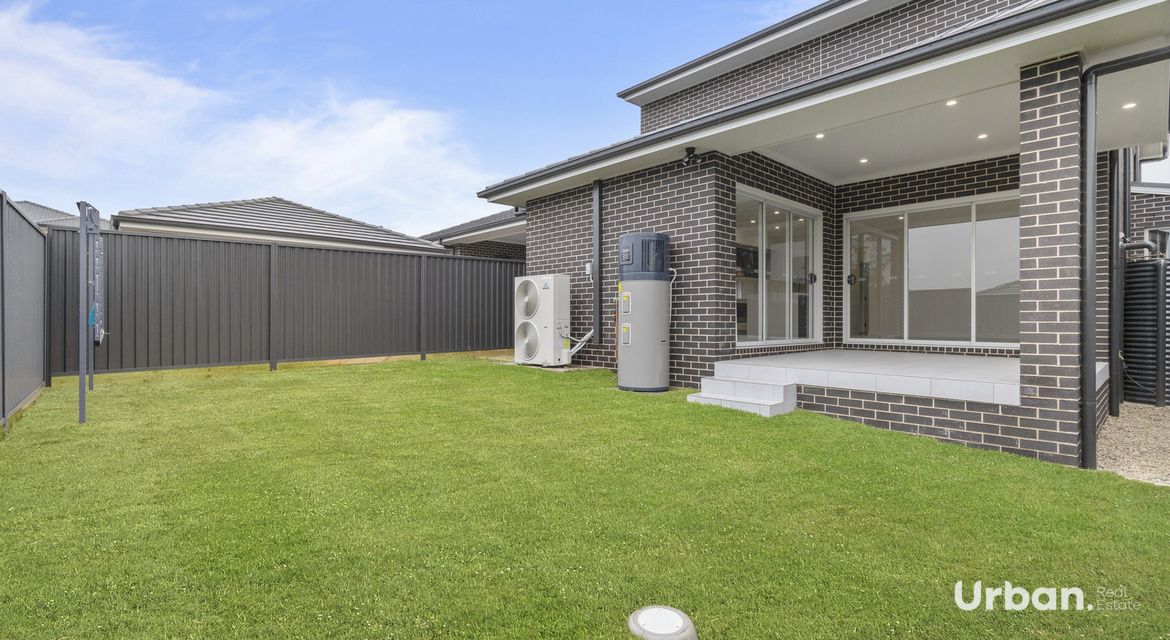 Oakville 13 Stringybark Road