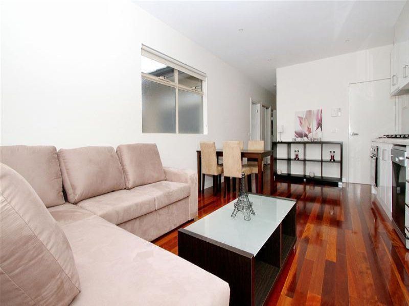 4/301 Mansfield Street, Thornbury