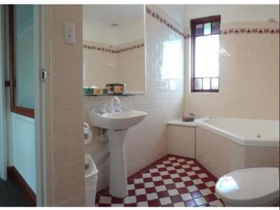 MOTEL FOR SALE - 1.5 HRS FROM SYDNEY CBD - GREAT LOCATION