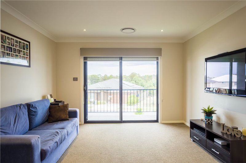 Colebee 27 Brookwater Circuit | Stonecutters Ridge