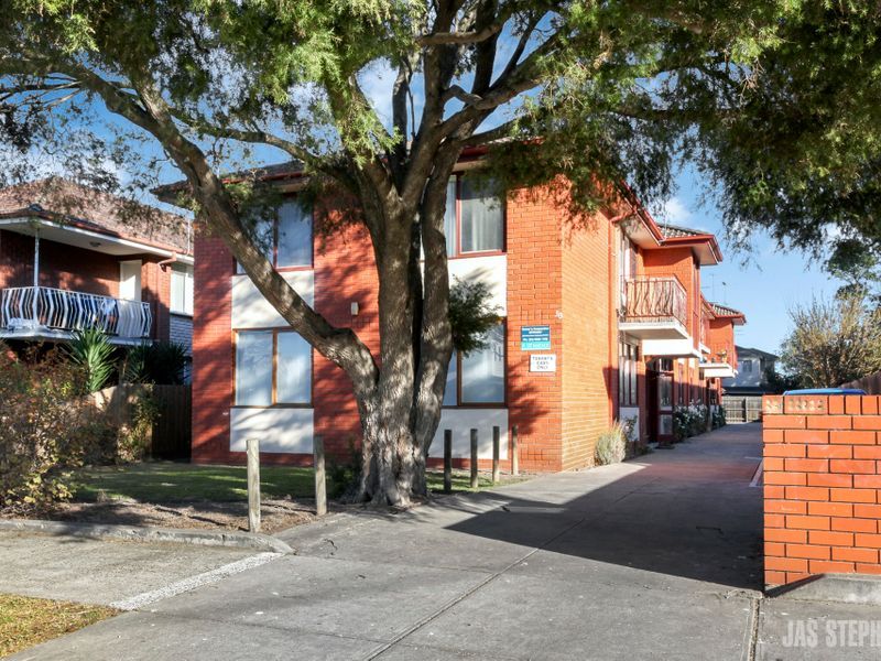 1/38 Bishop Street Kingsville VIC, Kingsville - Thumbnail 2