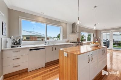 5
 
 
 
  
 
 
 2
 
 
 
  
 
 
 3
 
 
 
 
 
 
 
 107 Forbes Street, Devonport TAS 7310, Devonport - Thumbnail 6
