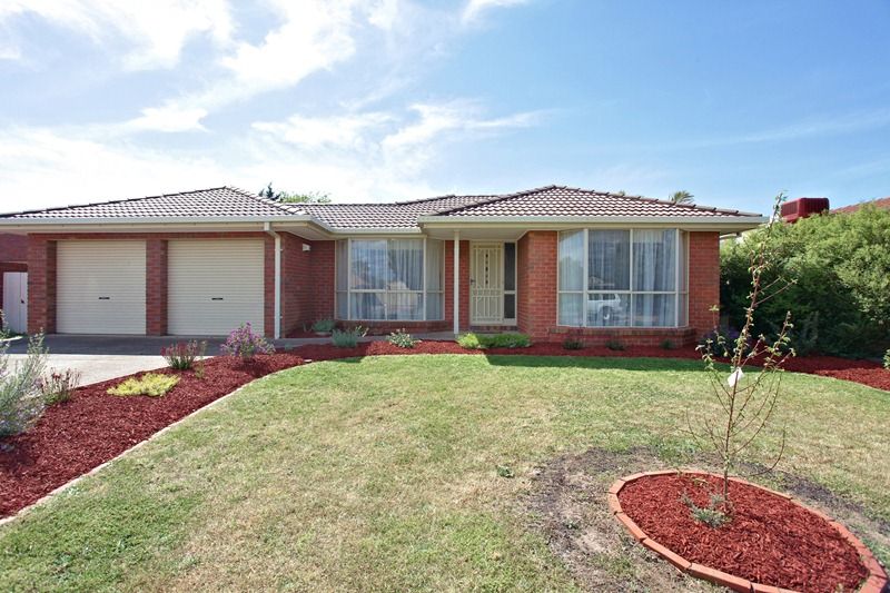 13 Paul Court, Melton West - Thumbnail 2