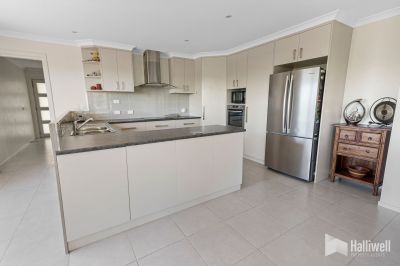 19 Hedstrom Drive, Stony Rise, Stony Rise - Thumbnail 8