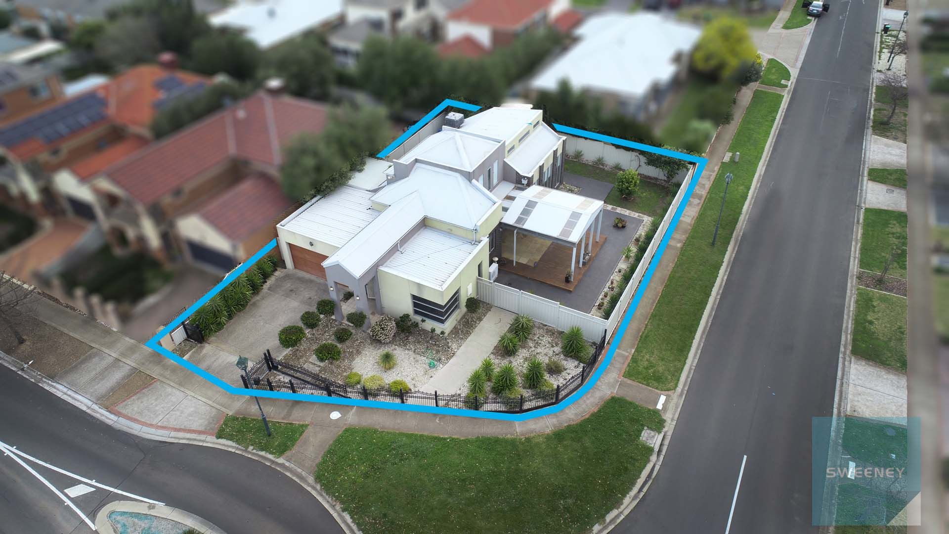 13 Old Hall Drive, Caroline Springs - Thumbnail 6