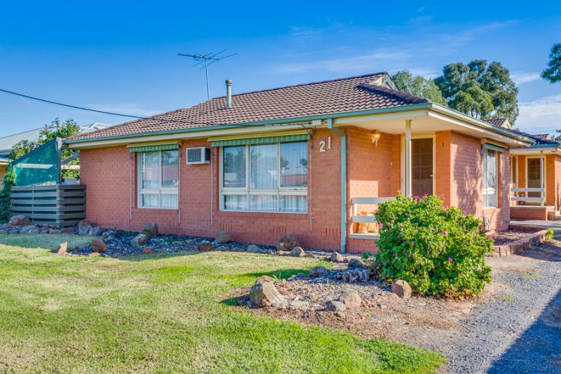 1/21 McCrae Street, Bacchus Marsh - Thumbnail 2